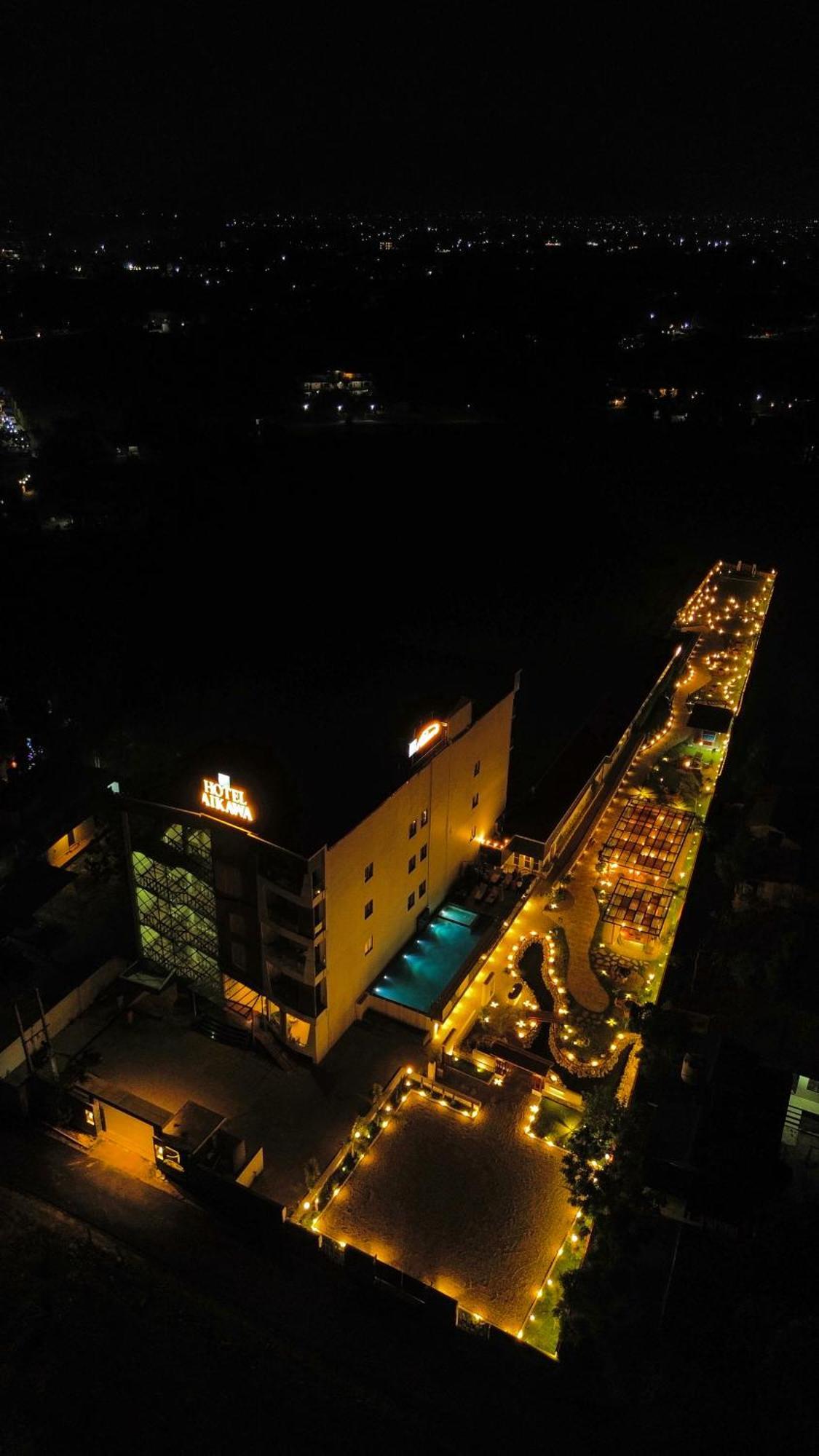Hotel Aikawa Саураха Екстериор снимка